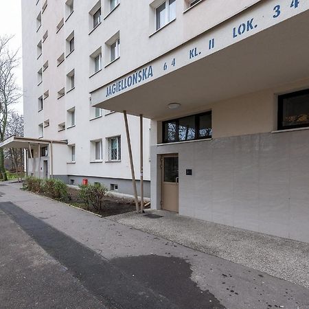 Jagiellonska 64 Prywatne Mieszkanie Z Oddzielna Sypialnia I Balkonem Samodzielne Zameldowanie! Self Check-In System! Varšava Exteriér fotografie